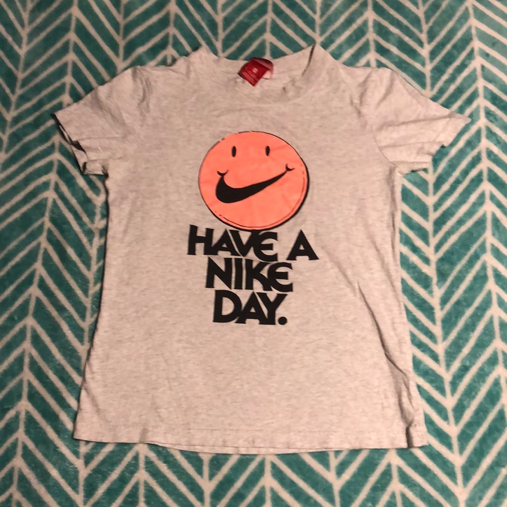 Nike T-shirt